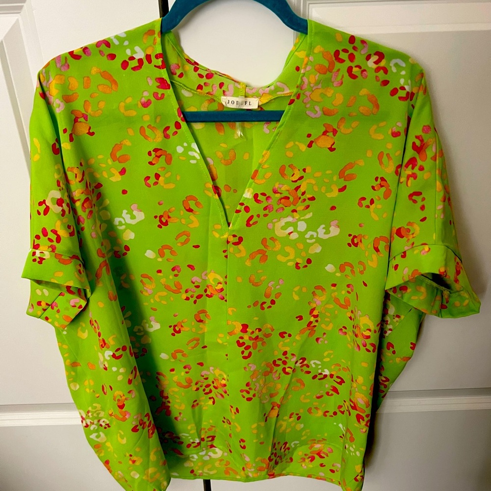 Size Small Oversized Boutique top Jodiful